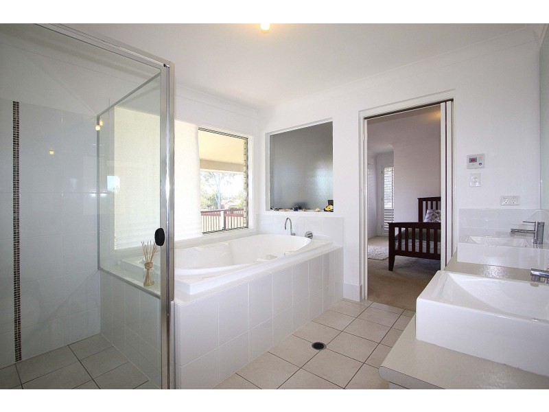 Wavell Heights QLD 4012