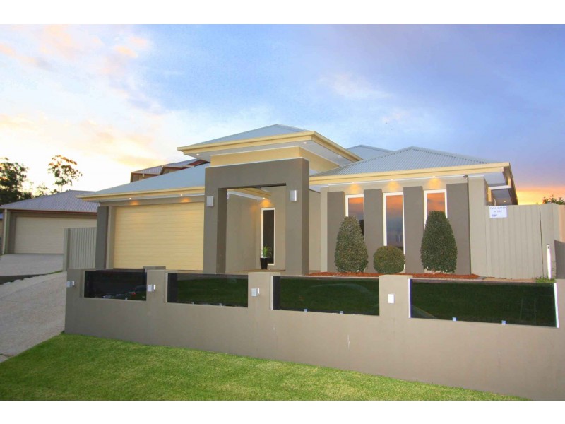 Warner QLD 4500