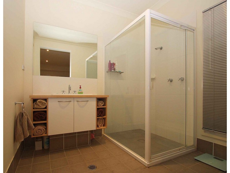 Warner QLD 4500