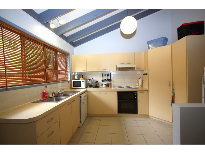 Arana Hills QLD 4054