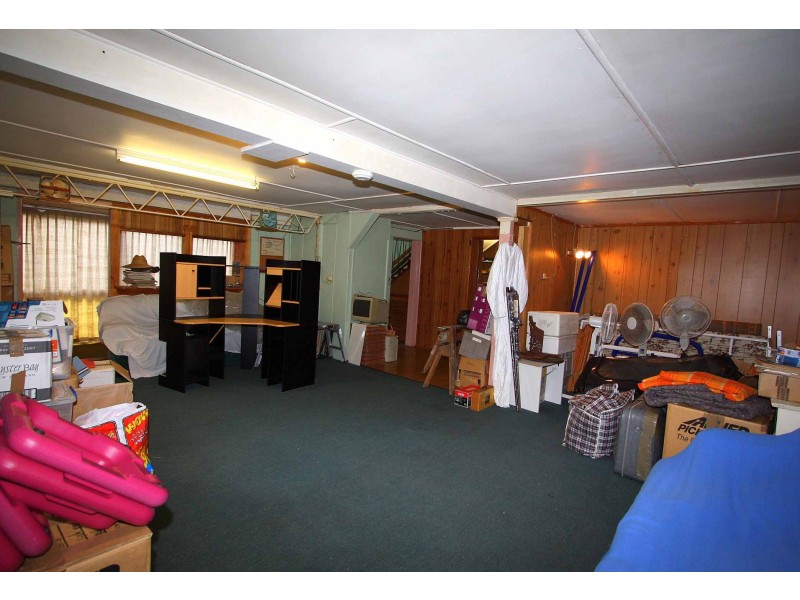 Arana Hills QLD 4054