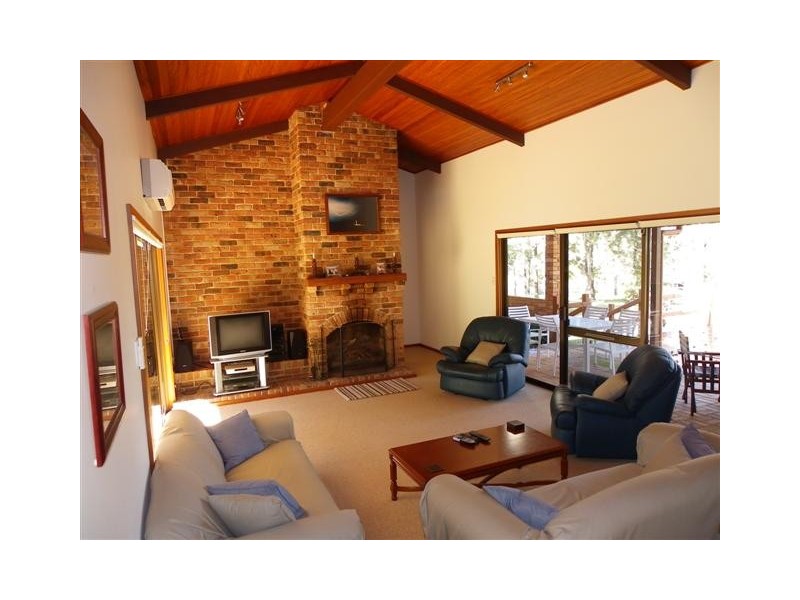 13 Bago View Rd, Huntingdon NSW 2446