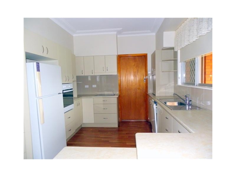 1 Fox Crescent, Wauchope NSW 2446