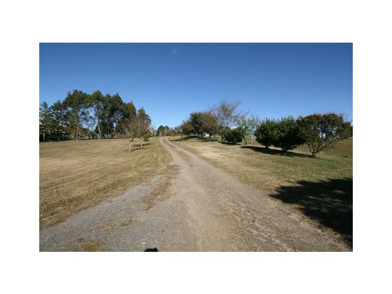 22 River Oaks Lane, Beechwood NSW 2446