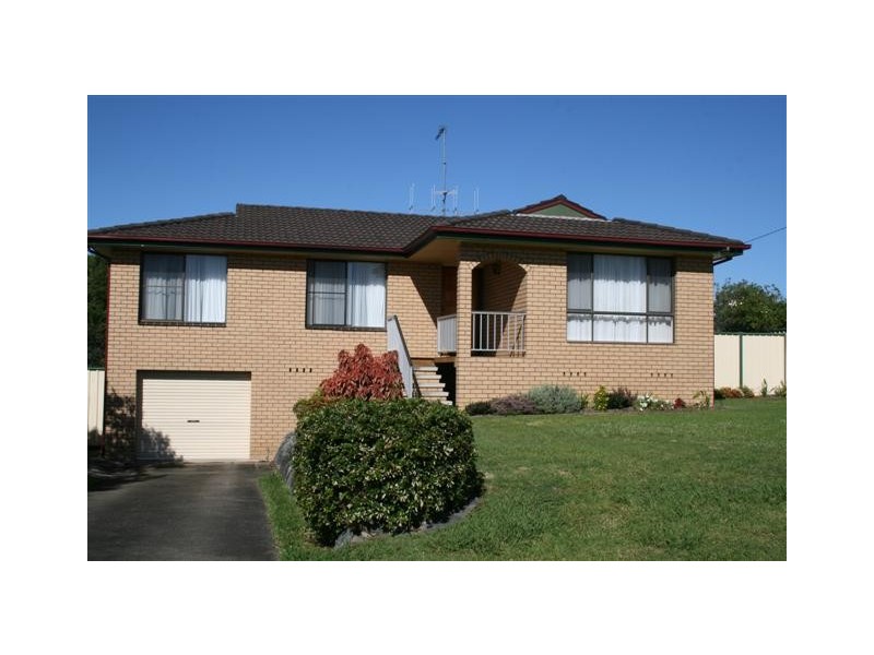 3 AZALEA AVE, Wauchope NSW 2446