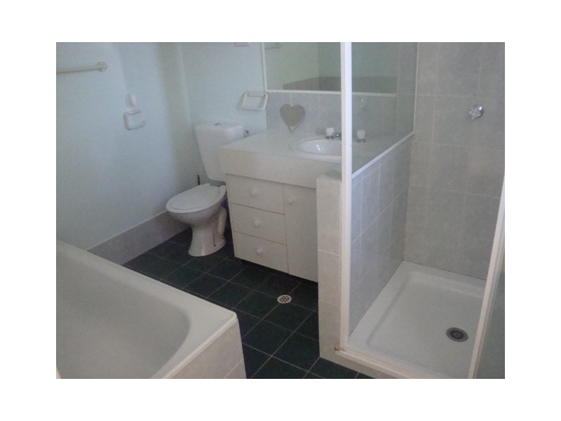 4/9 Central Avenue, Deception Bay QLD 4508