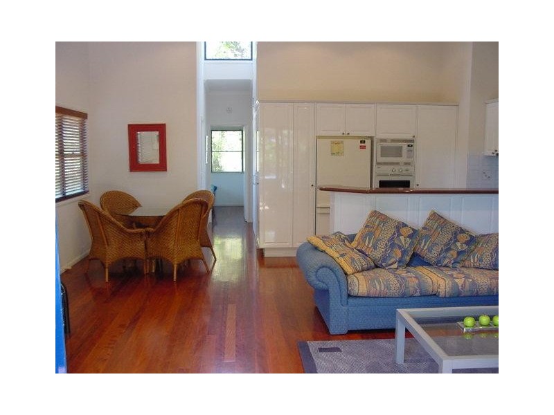 8 Little Cove Road – Little Cove, Noosa Heads QLD 4567