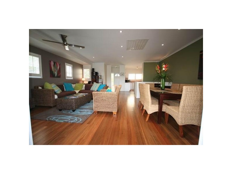 4/5 Katharina Street – Noosa Hill, Noosa Heads QLD 4567