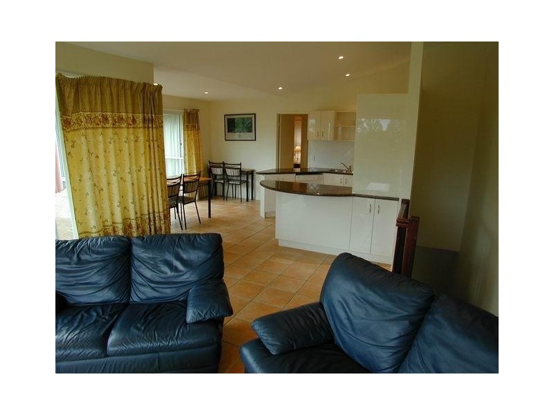 10 Attunga Heights – Noosa Hill, Noosa Heads QLD 4567