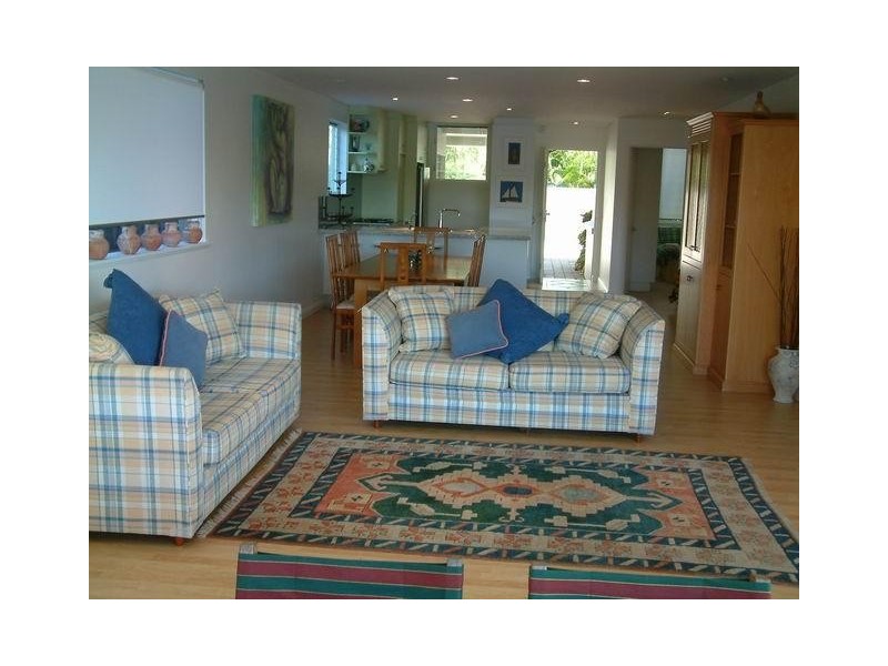 1 Barbados Court – Noosa Sound, Noosa Heads QLD 4567