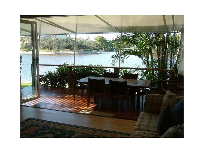 1 Barbados Court – Noosa Sound, Noosa Heads QLD 4567