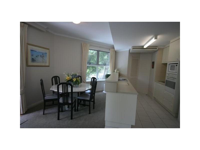 6/42 Hastings Street, Noosa Heads QLD 4567