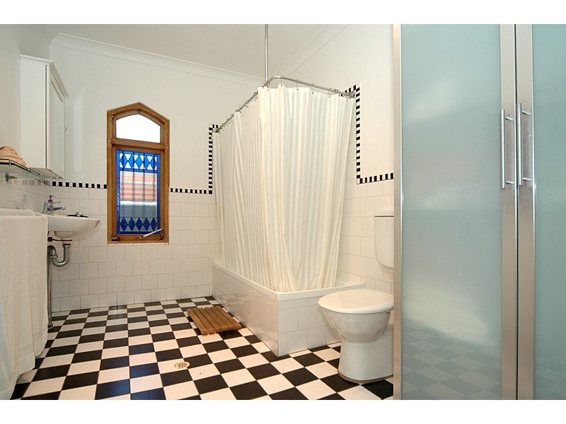 15 Gawler Ave, Welland SA 5007