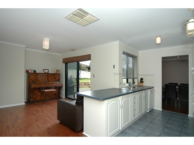 10 Estate Drive, Flagstaff Hill SA 5159