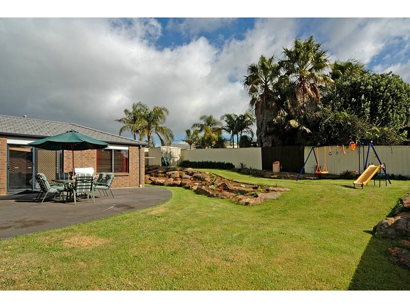 10 Estate Drive, Flagstaff Hill SA 5159