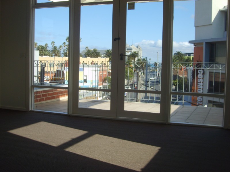 9/10 Carlisle Street, St Kilda VIC 3182