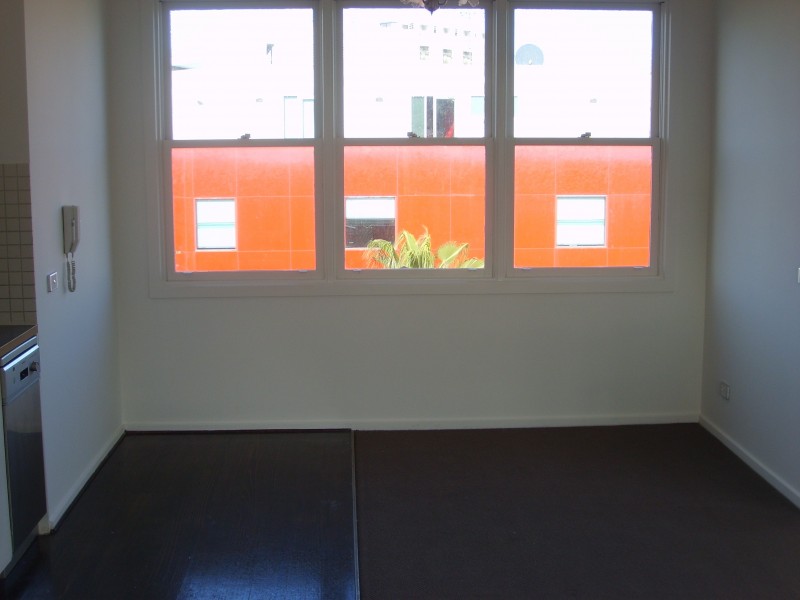 9/10 Carlisle Street, St Kilda VIC 3182