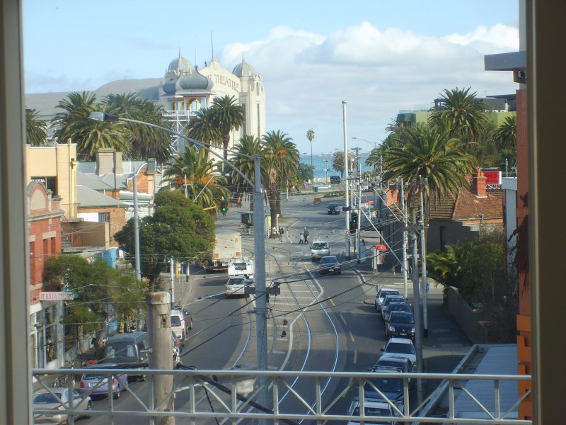 9/10 Carlisle Street, St Kilda VIC 3182