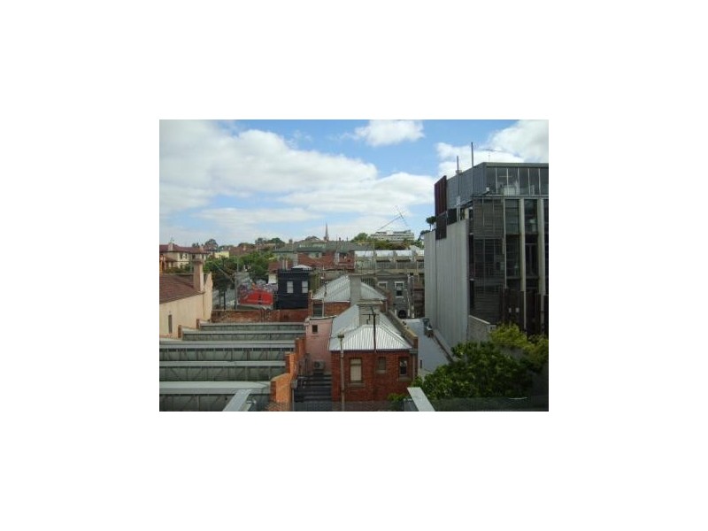 3/102 Barkly Street, St Kilda VIC 3182