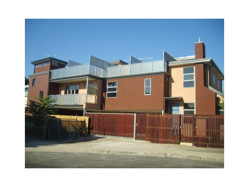14 Lynott Street, St Kilda VIC 3182
