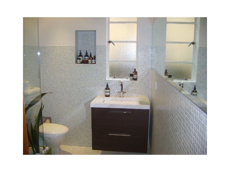 1/10A Mitford Street, St Kilda VIC 3182