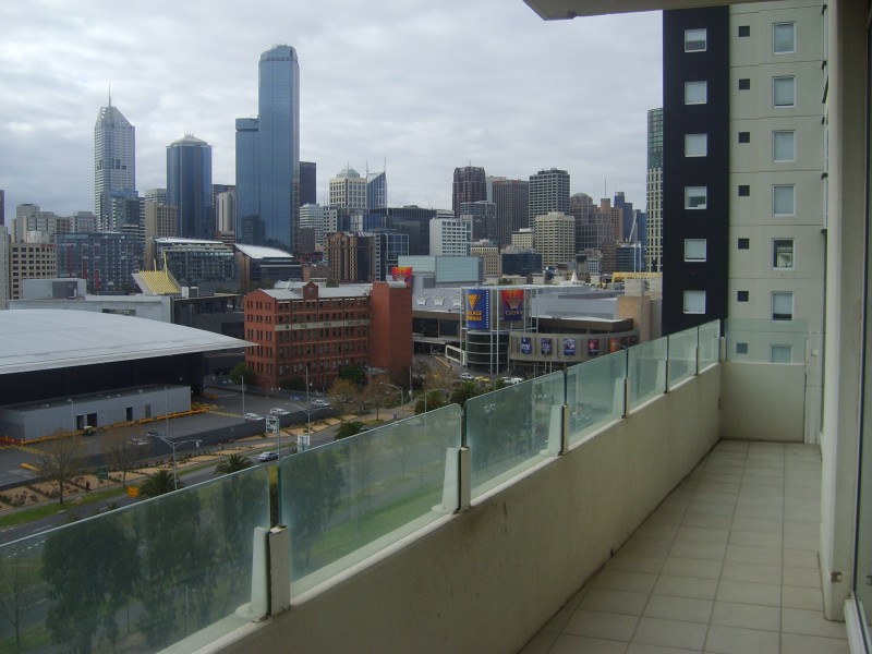 106/83 Whiteman Street, Southbank VIC 3006