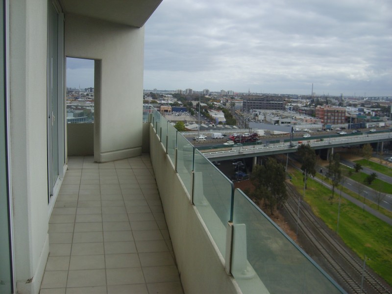 106/83 Whiteman Street, Southbank VIC 3006