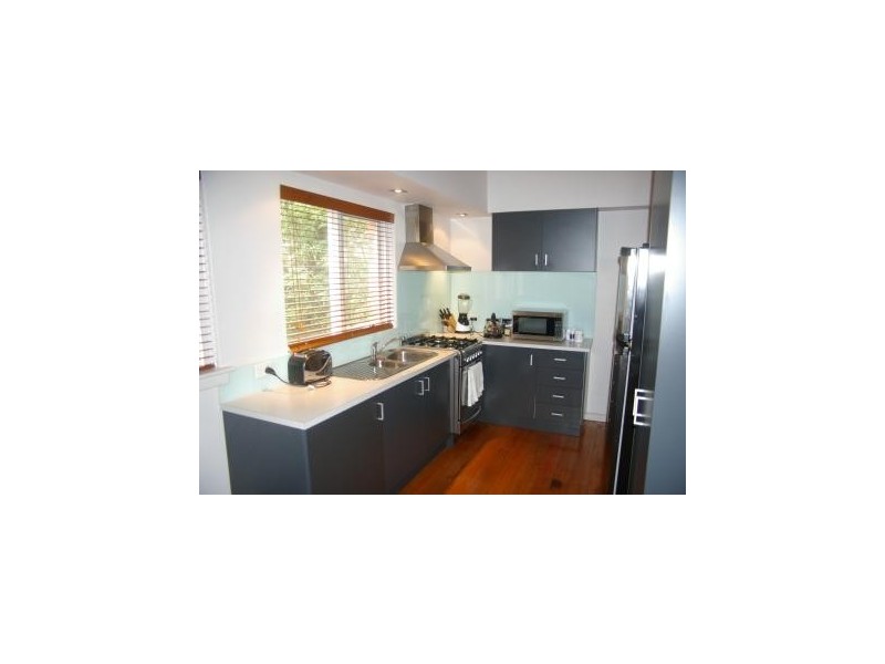 4/1 Hughenden Street, St Kilda East VIC 3183