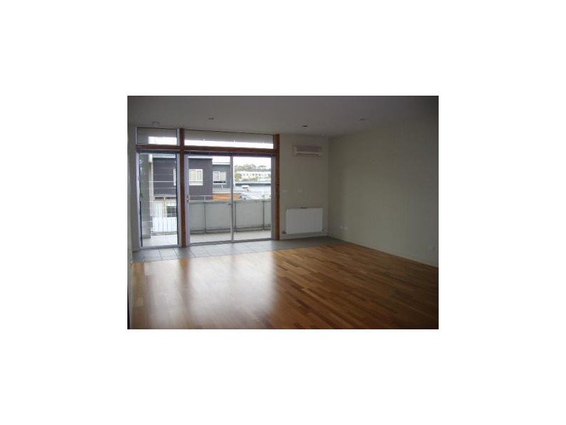 E403/5 Greeves Street, St Kilda VIC 3182