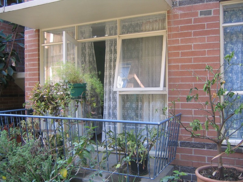 7/23 Robe Street, St Kilda VIC 3182