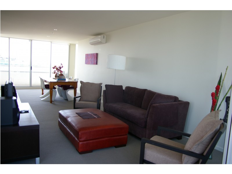 1101/8 McCrae Street, Docklands VIC 3008