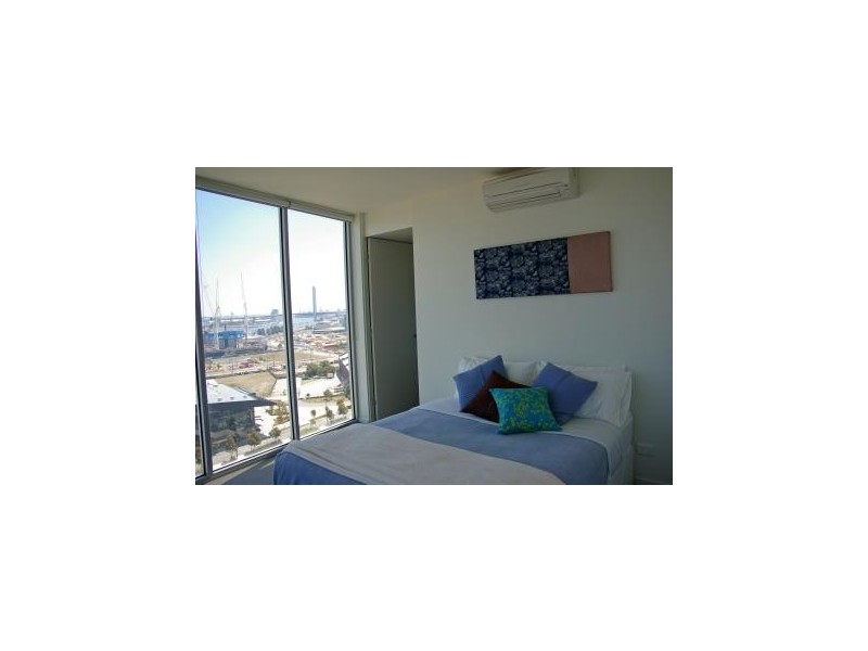 1101/8 McCrae Street, Docklands VIC 3008