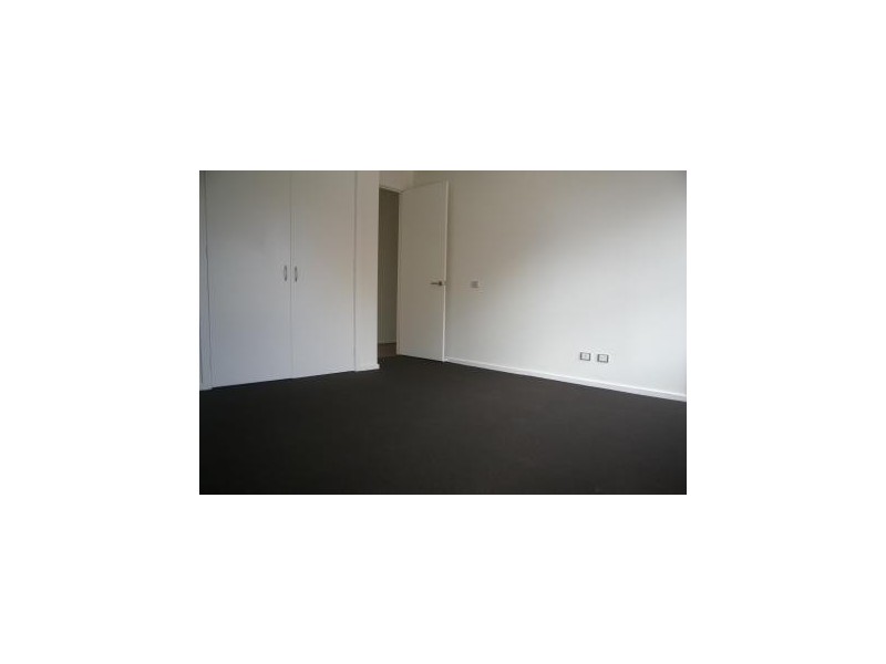 1/10 Carlisle Street, St Kilda VIC 3182