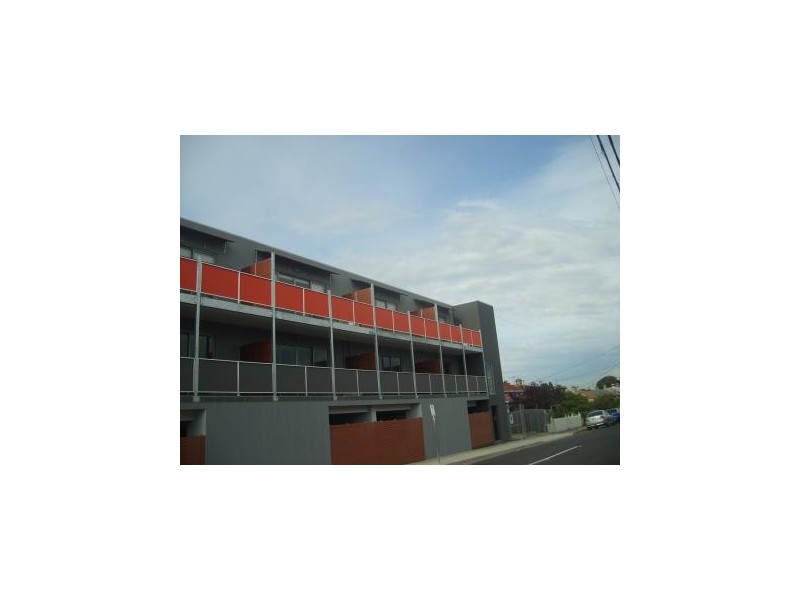 18/44 Everard Street, Footscray VIC 3011