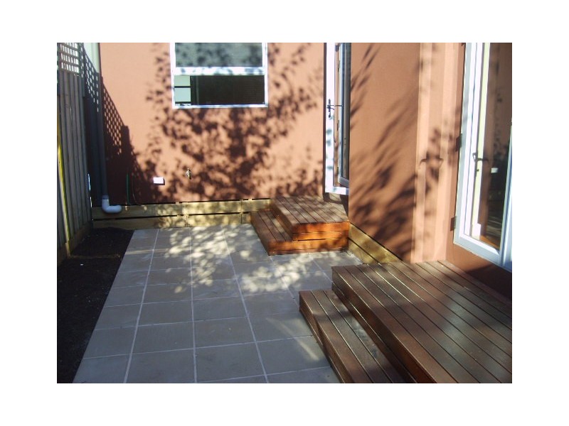 10 Lynott Street, St Kilda VIC 3182