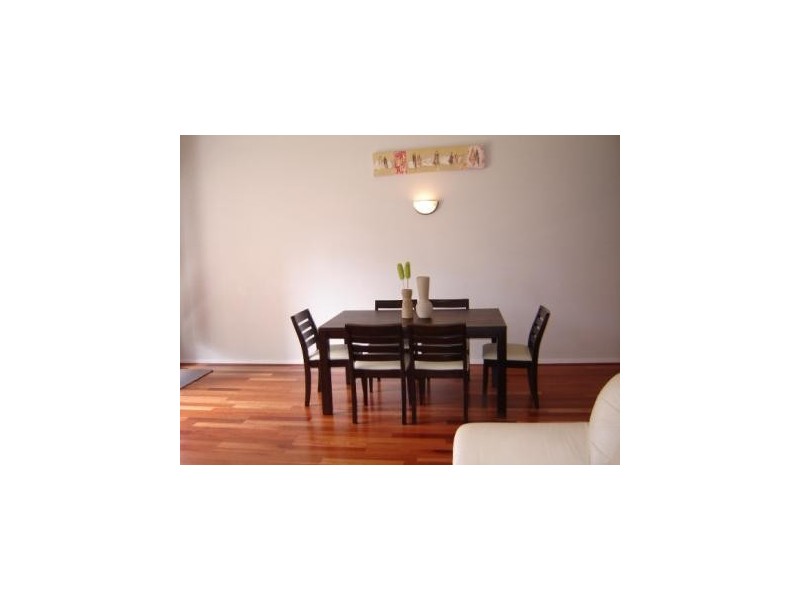 12/30 Miles Street, Southbank VIC 3006