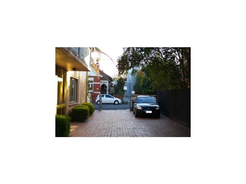 6/9 Lambeth Place, St Kilda VIC 3182