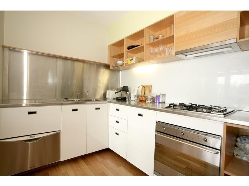304/3 Greeves, St Kilda VIC 3182