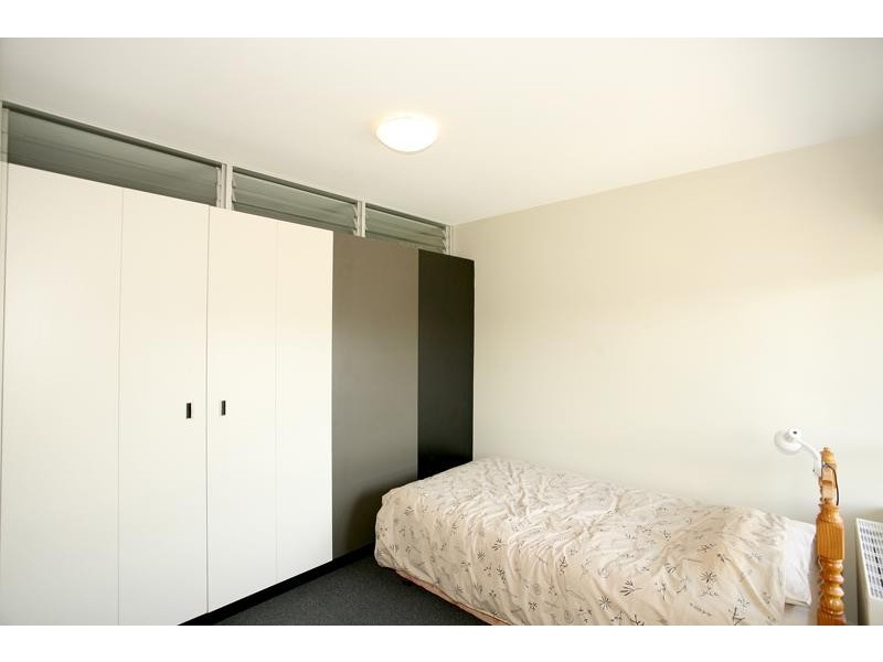 304/3 Greeves, St Kilda VIC 3182