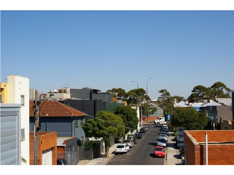 14 Lynott, St Kilda VIC 3182