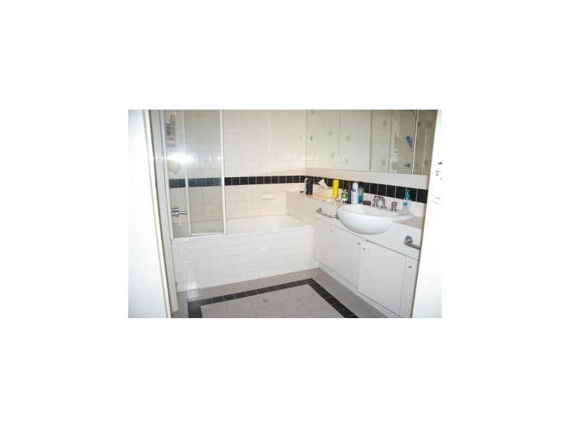 6/110 Southbank Boulevard, Southbank VIC 3006