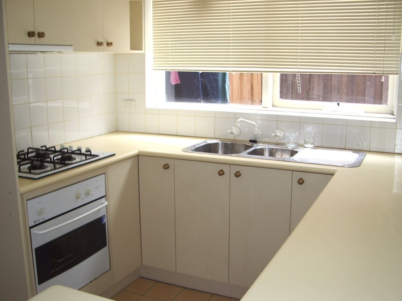 1/321 Barkly Street, St Kilda VIC 3182