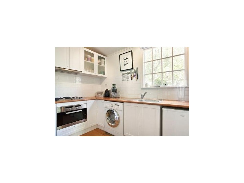 23A Vale Street, St Kilda VIC 3182