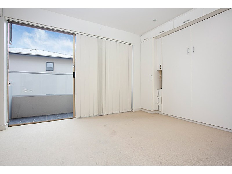 204/64 Wellington Street, St Kilda VIC 3182
