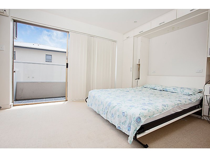 204/64 Wellington Street, St Kilda VIC 3182