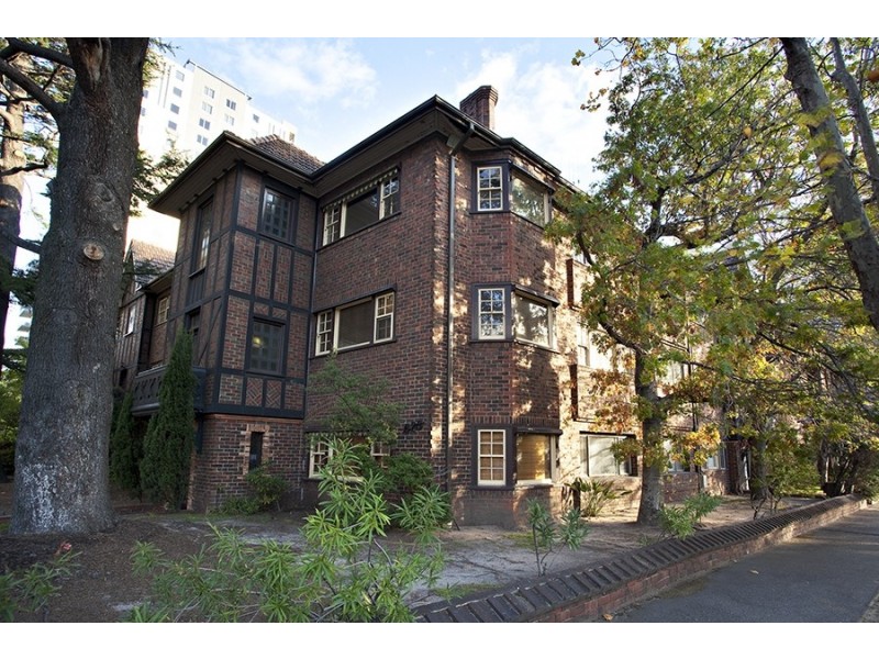 16/628 St Kilda Road, Melbourne VIC 3000