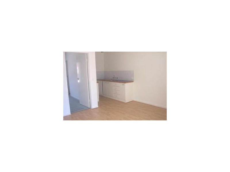 19/8 Robert Street, Elwood VIC 3184