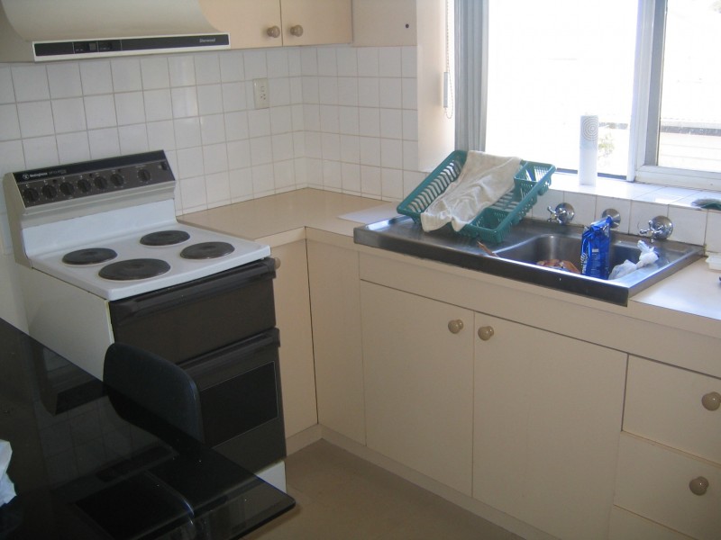 4/2 Fiona Court, St Kilda VIC 3182