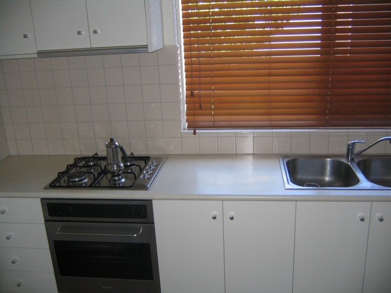 15/142 Hotham, St Kilda VIC 3182