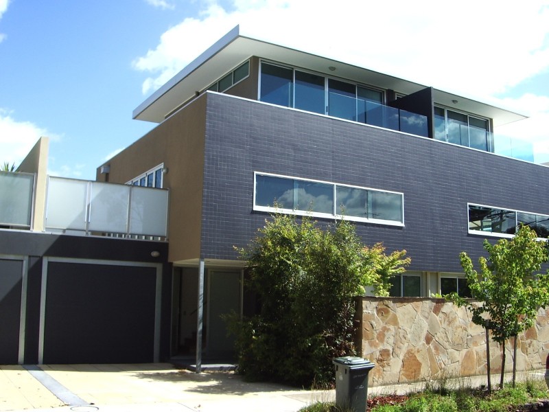 1B Robert Street, Elwood VIC 3184